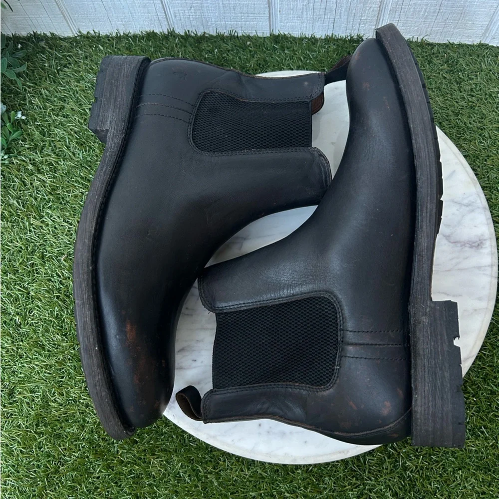 FRYE Tyler Flex Chelsea $268 men size 10 new Color: Antique Black
